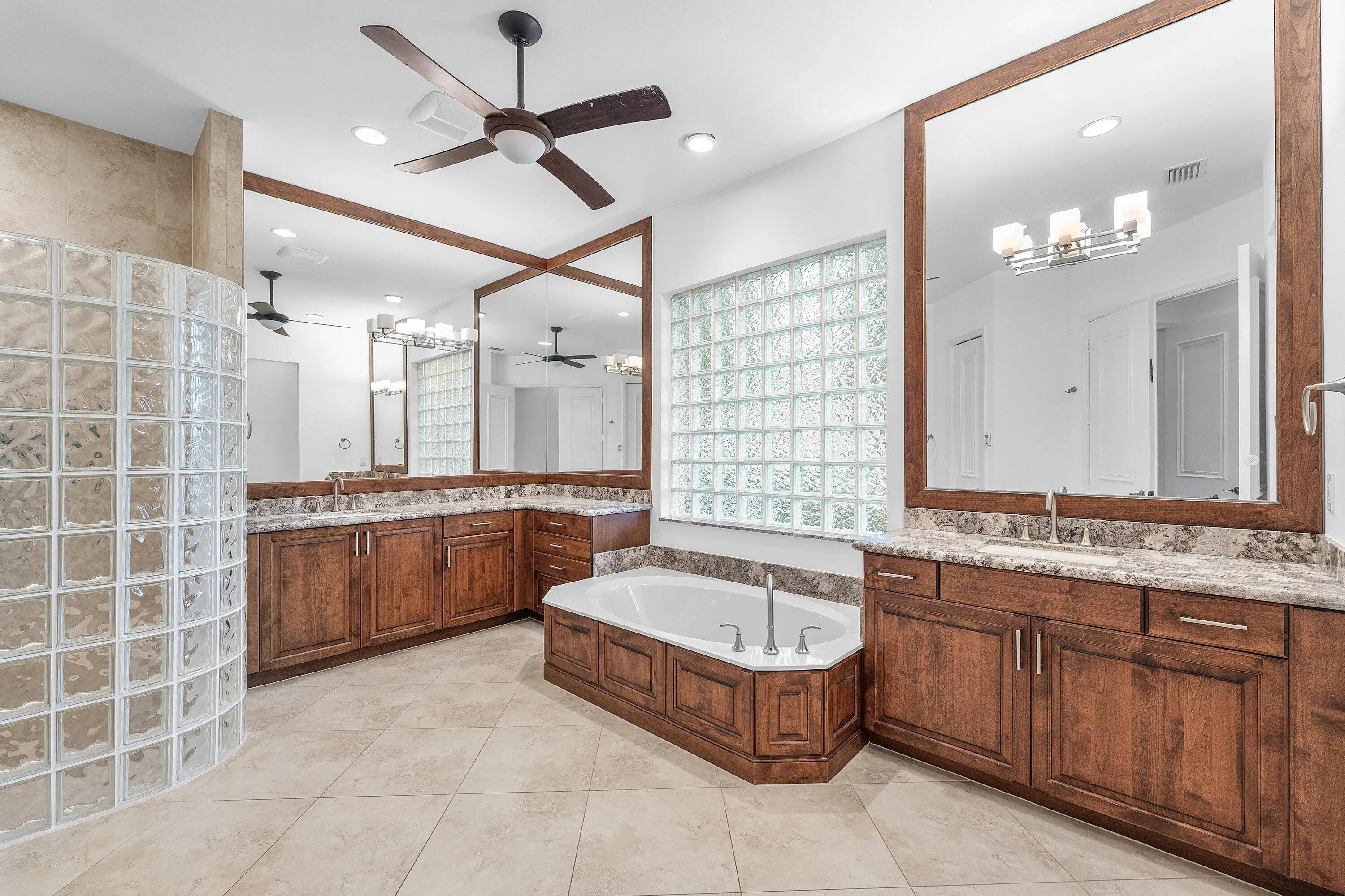 027-10582WhitewindCircle-BoyntonBeach-FL