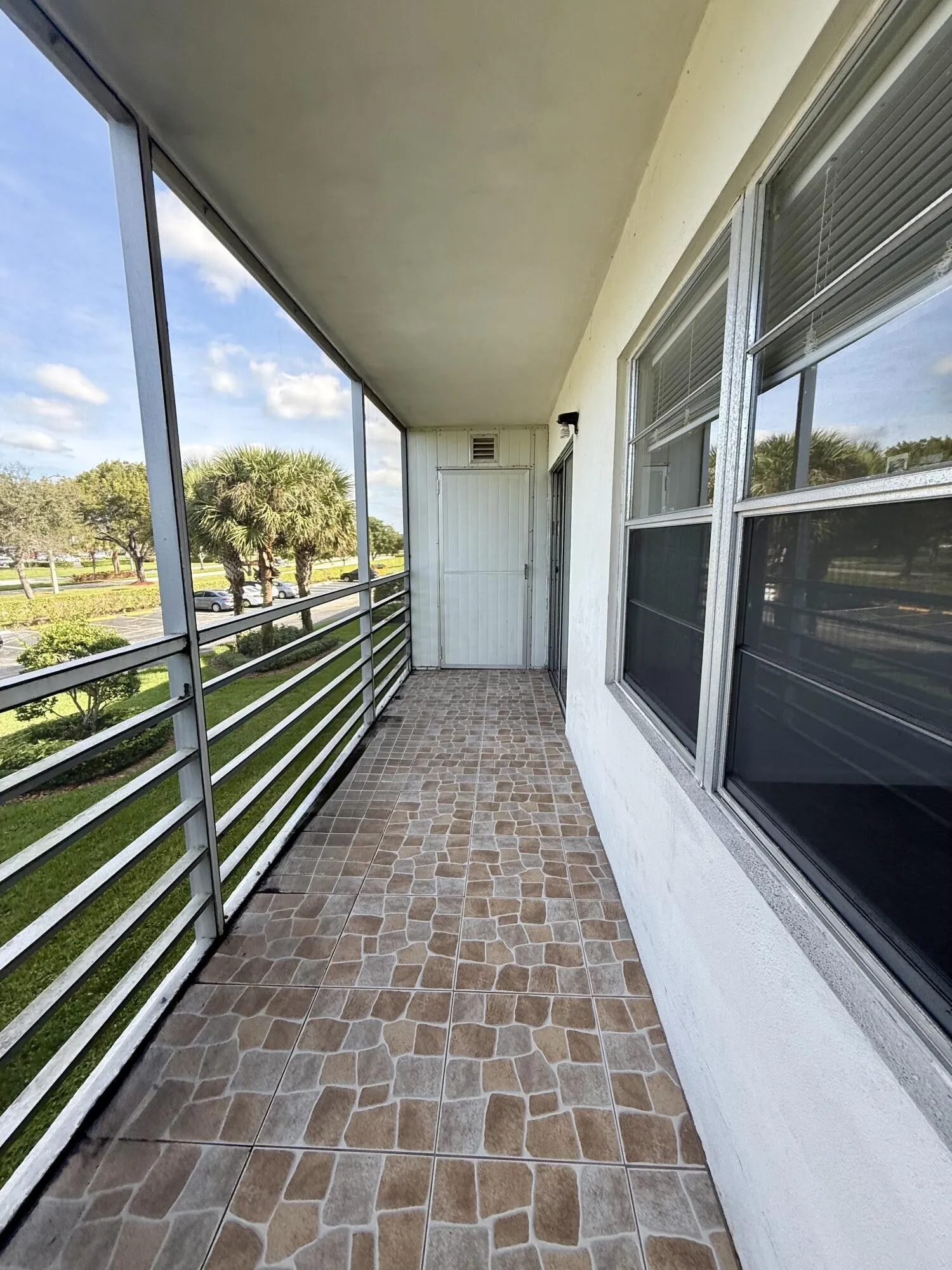Screened Balcony