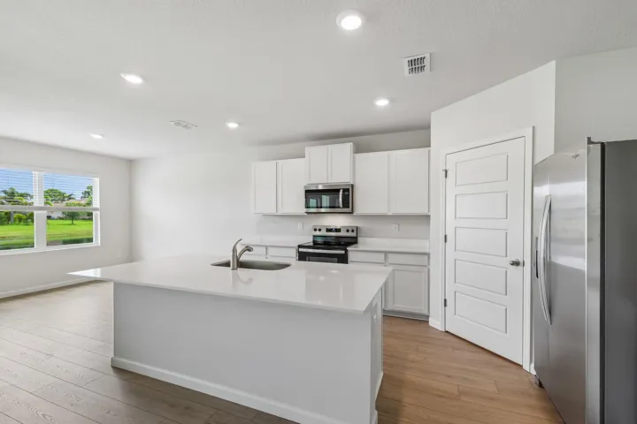 9-web-or-mls-SE Bowie St-S0209-009