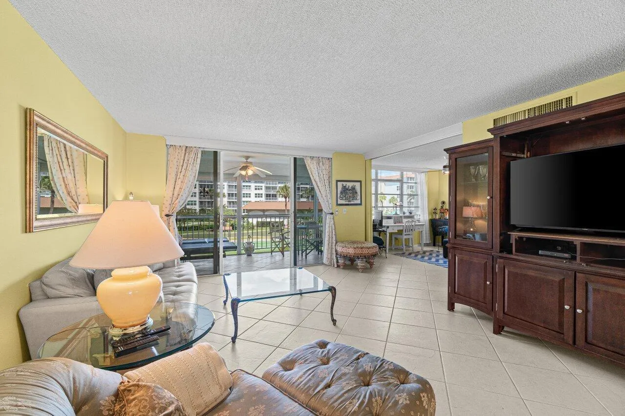 DINING TO LIVING AREA