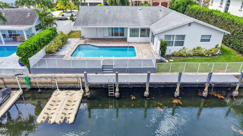 Dock