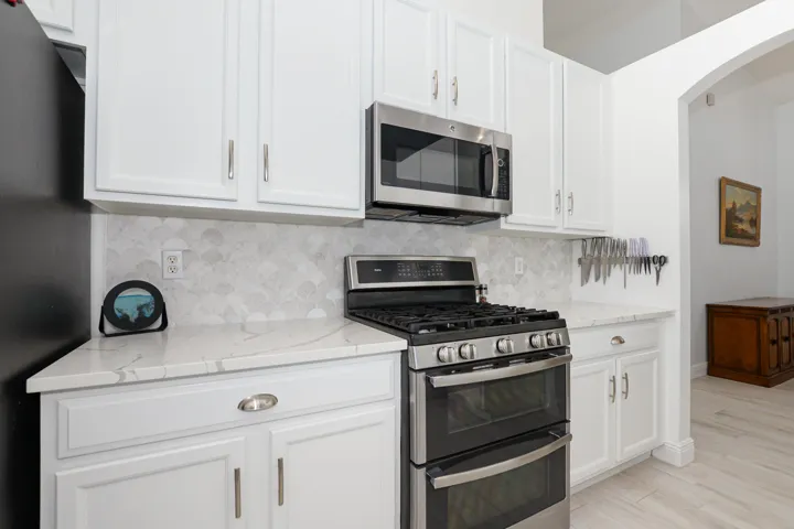 Kitchen 4
