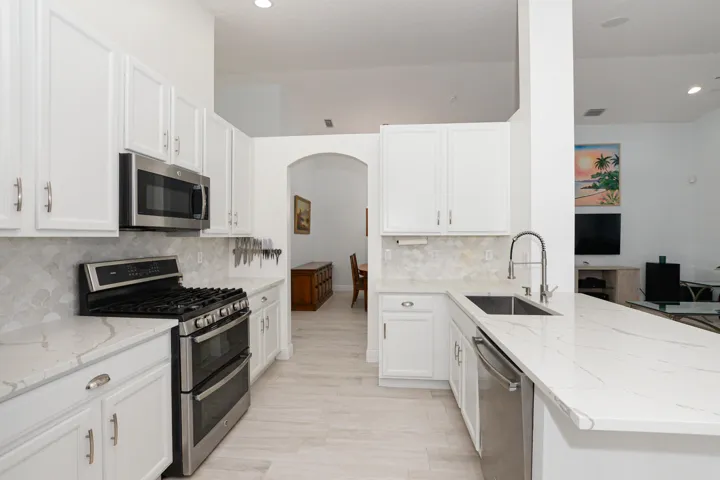 Kitchen 3