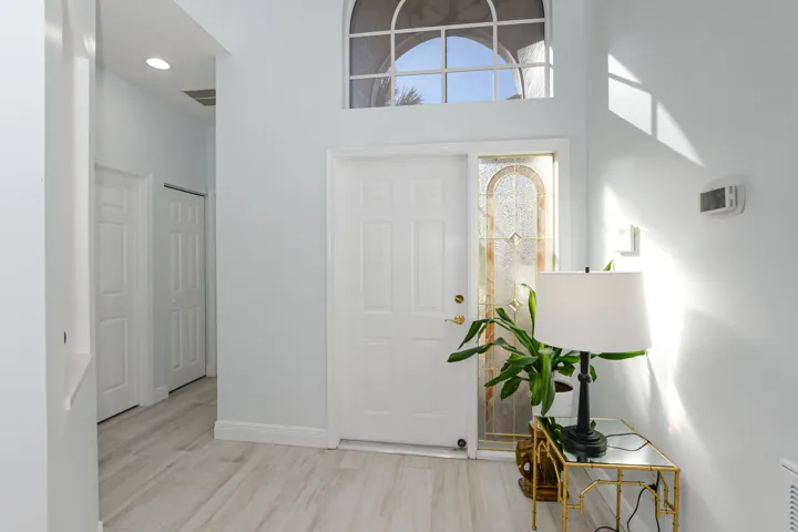 Front hall 1