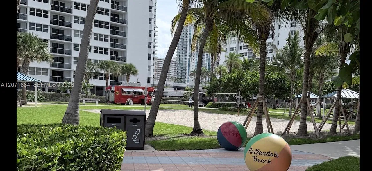 Hallandale BEACH SOUTH CITY BEACH