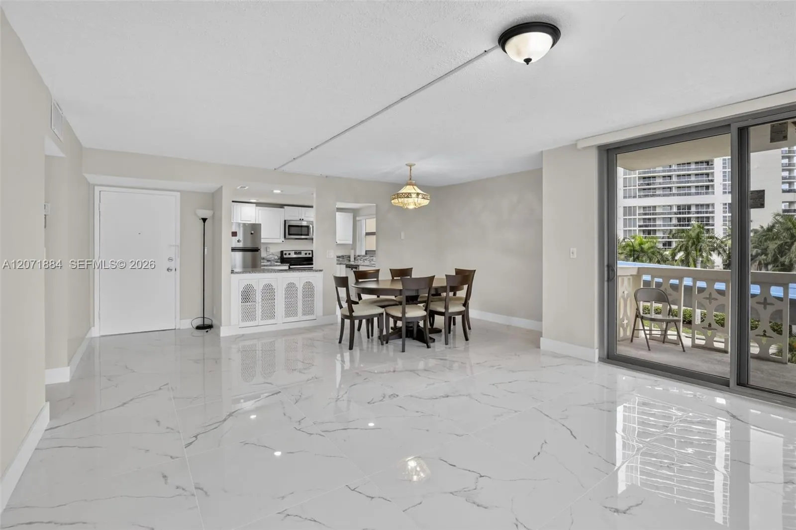 DINING ROOM AREA/LIVING ROOM