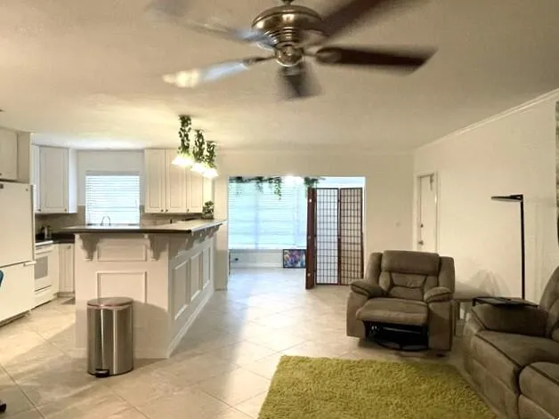 Kitchen living room and Florida room vie