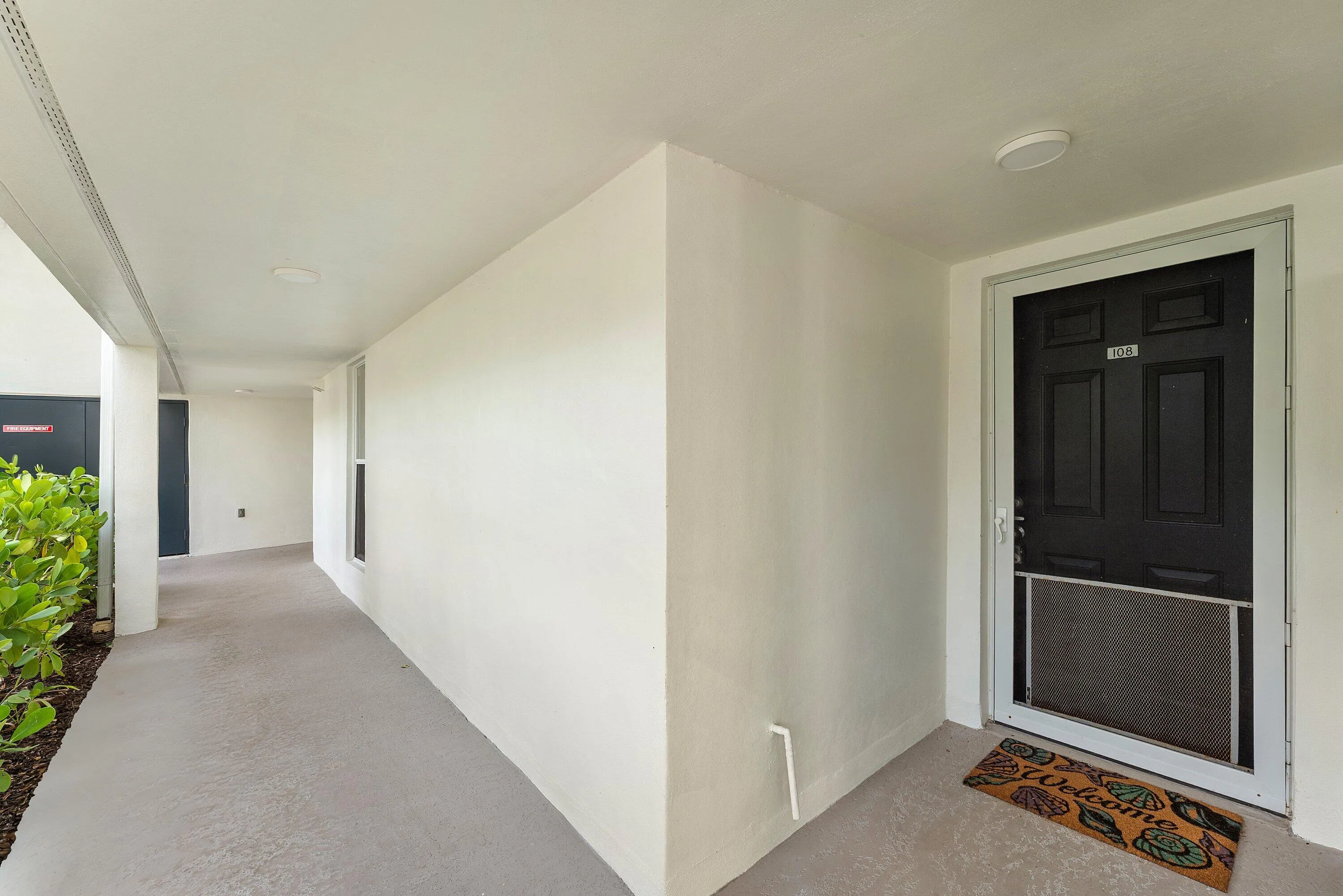 002-1605US1-M2108-Jupiter-FL-33477-SMALL