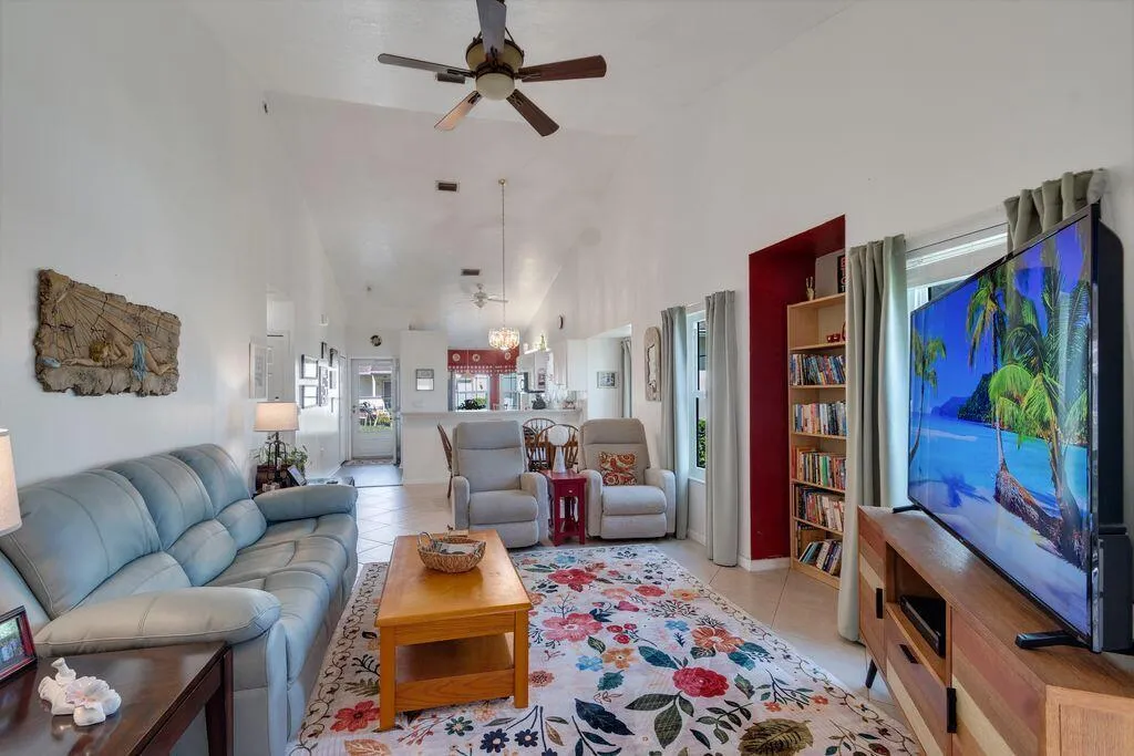 Property photo 36