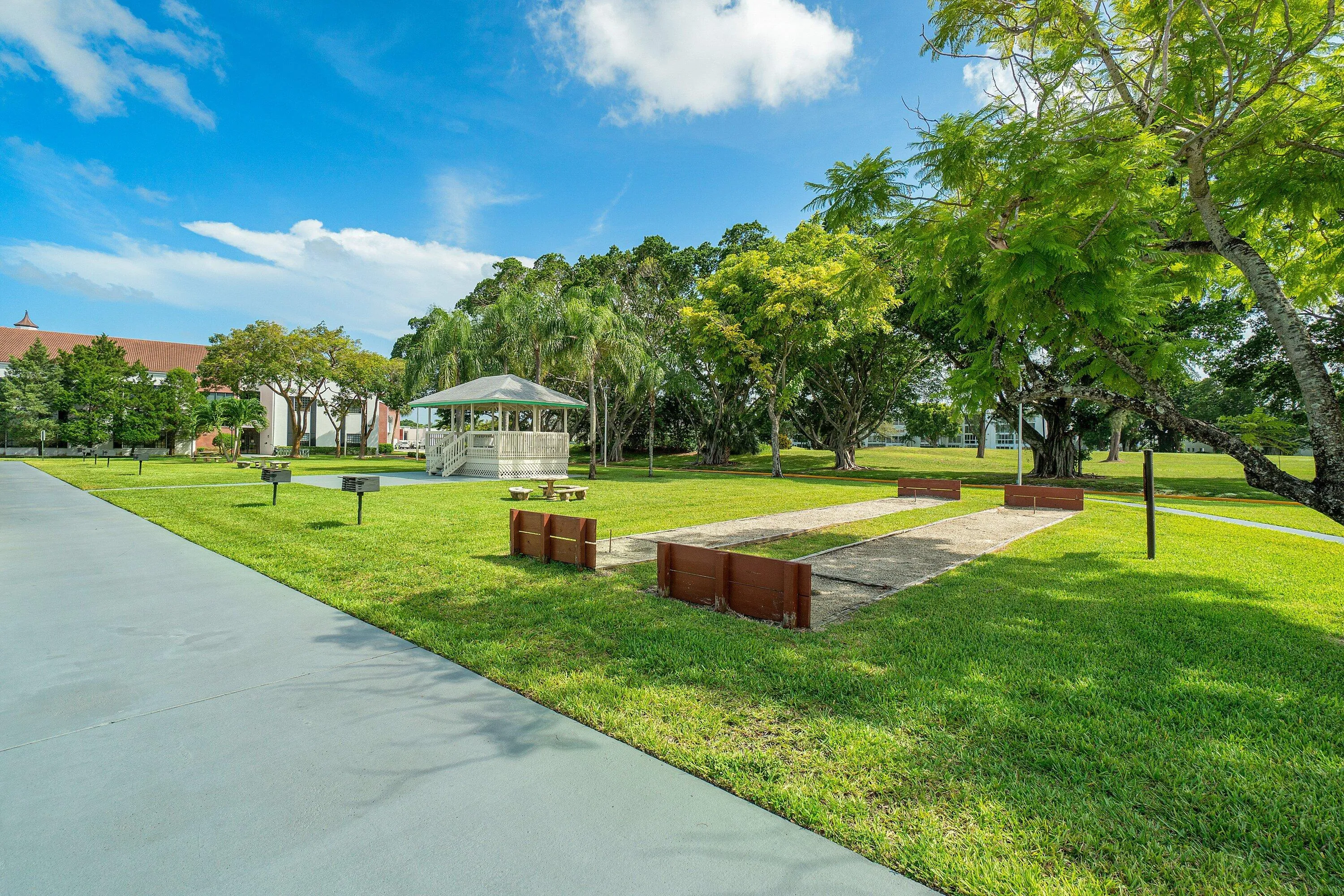 030-1015BerkshireA-DeerfieldBeach-FL-334