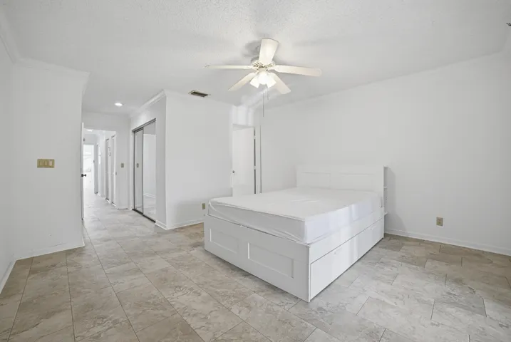 Bedroom1-B