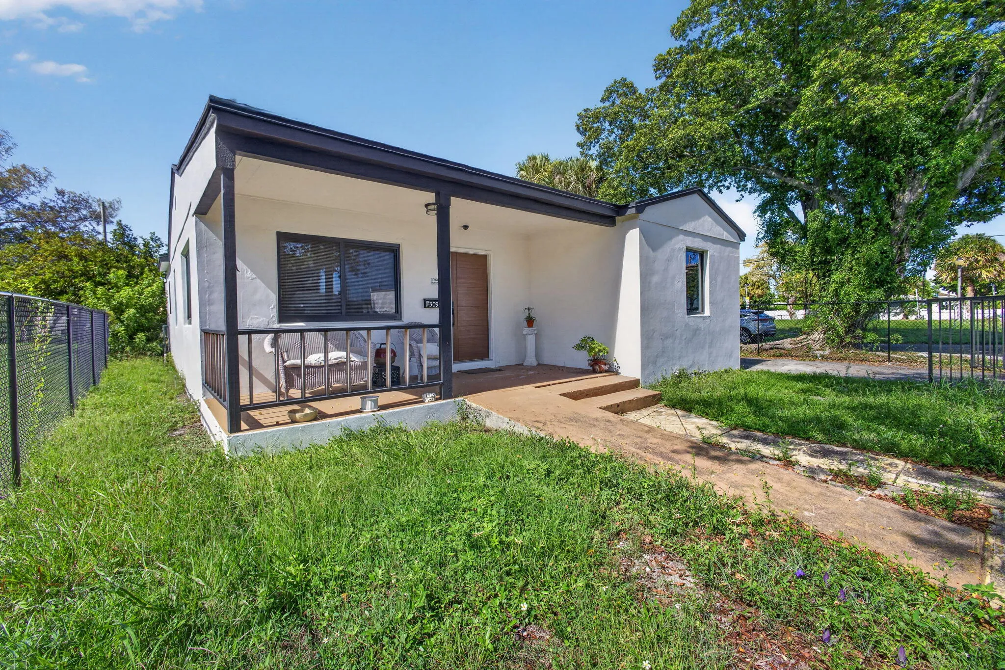 14-web-or-mls-5D1A0309