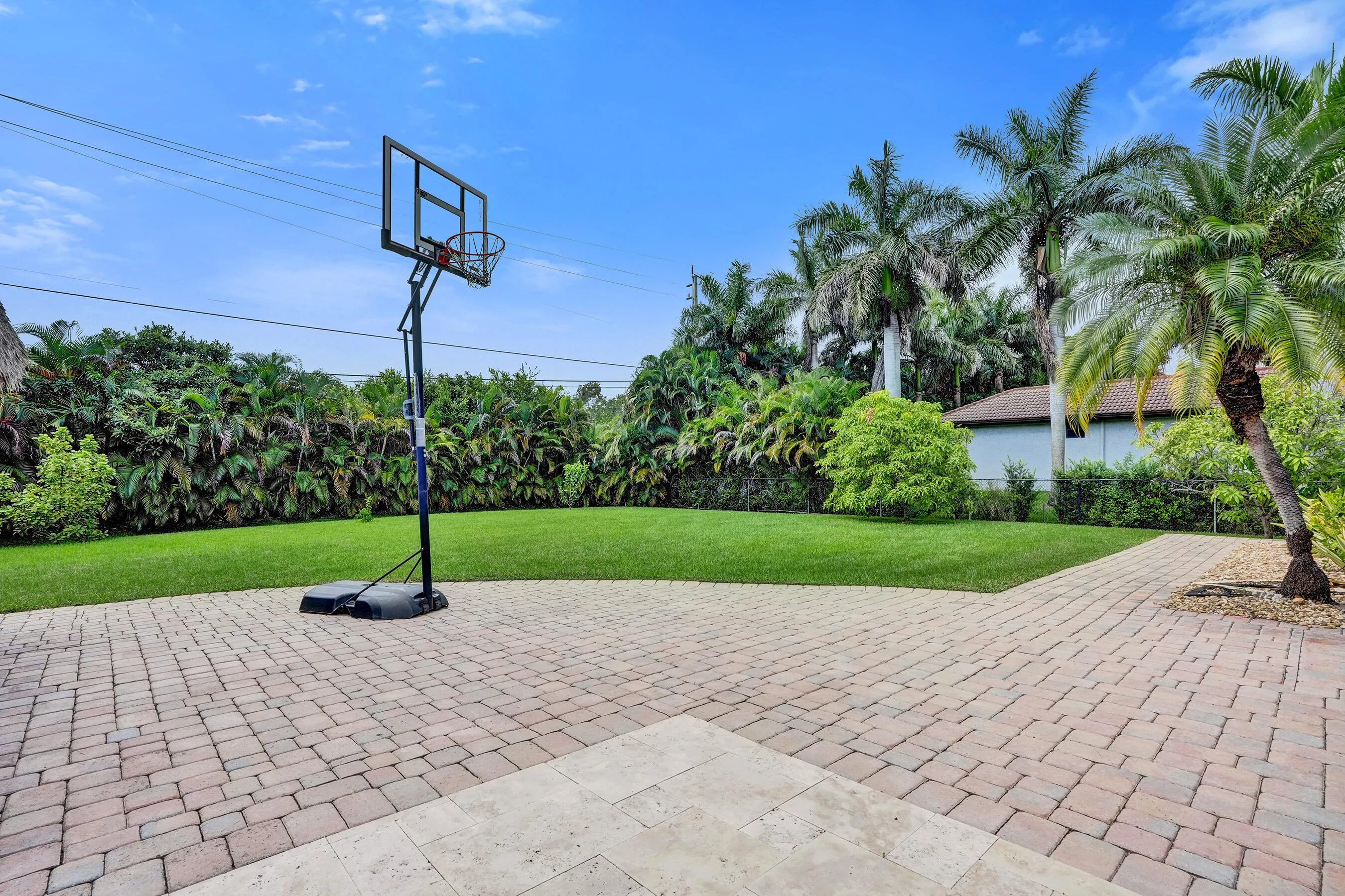 Property photo 44