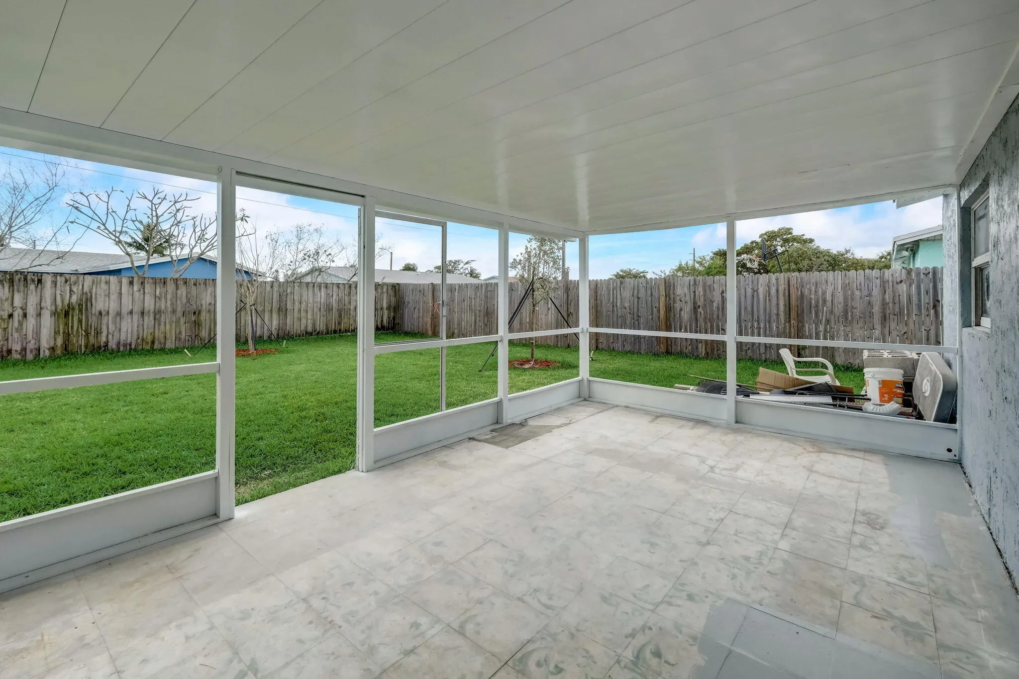 29-web-or-mls-SW 13th Pl-029