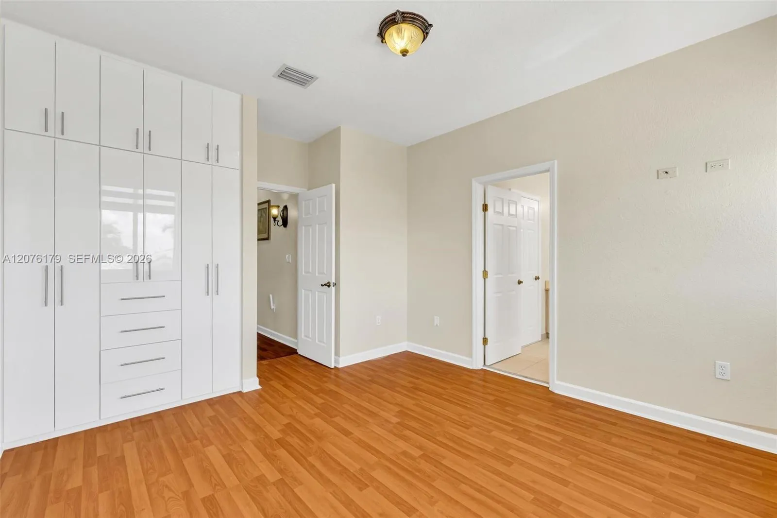 Property photo 61