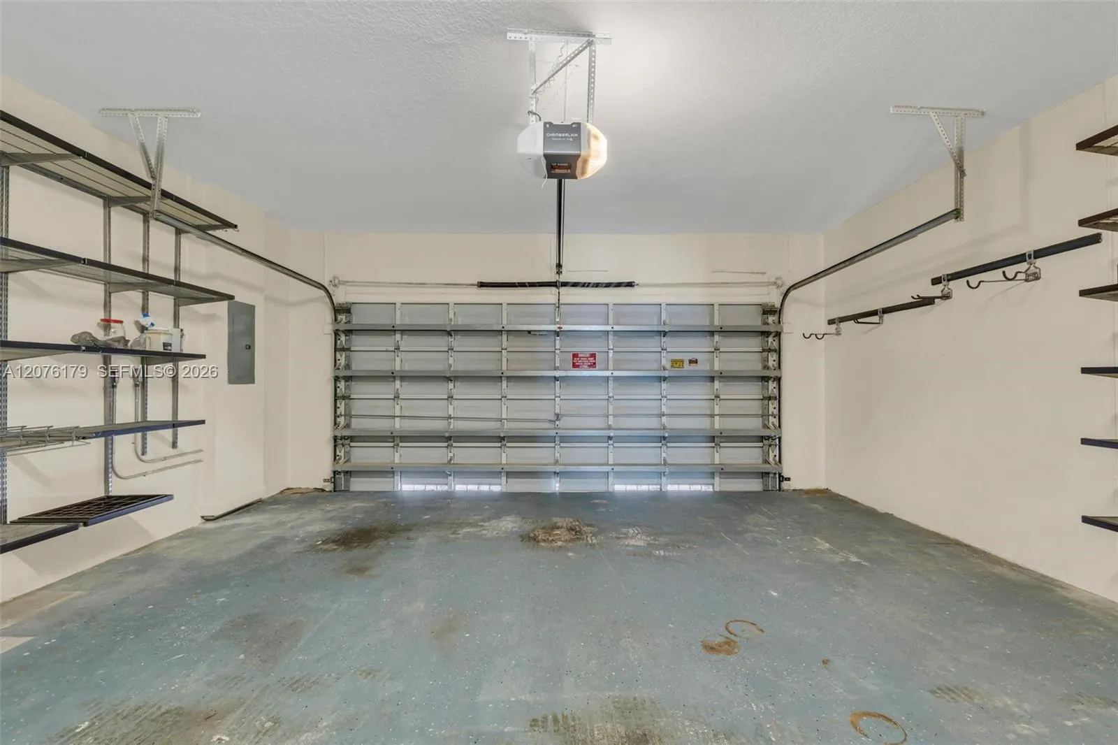 Property photo 24