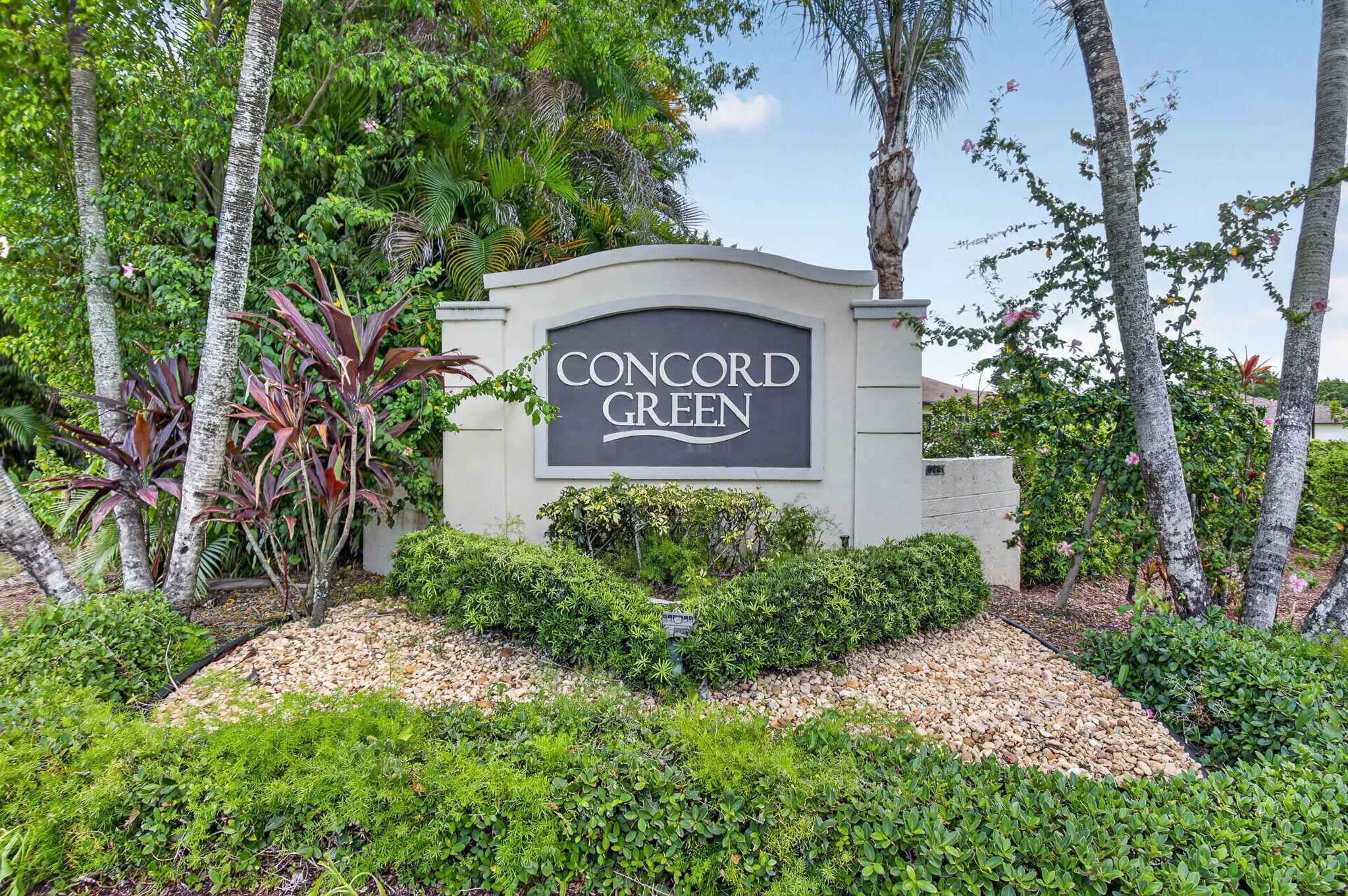 Concord Green- Welcome Home!