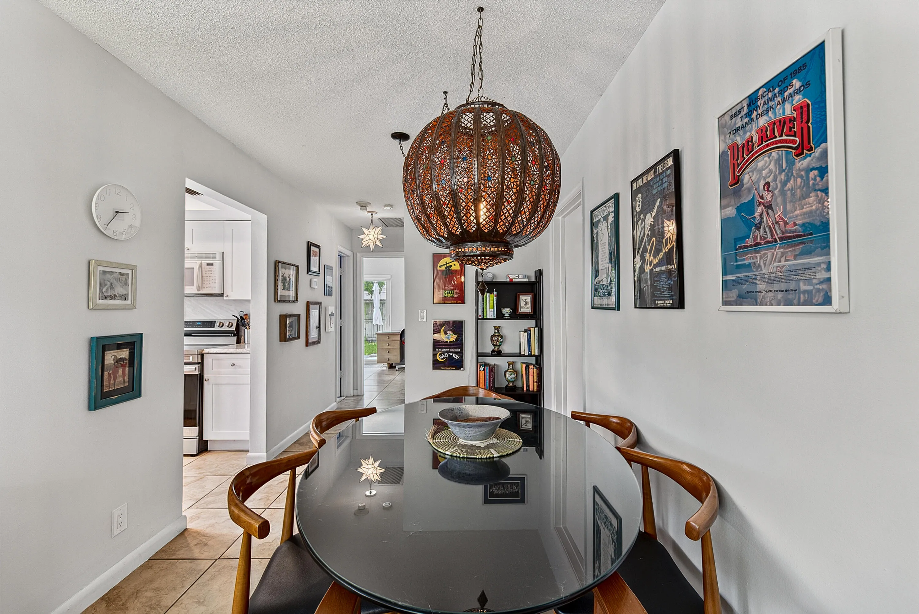 dining seats 6