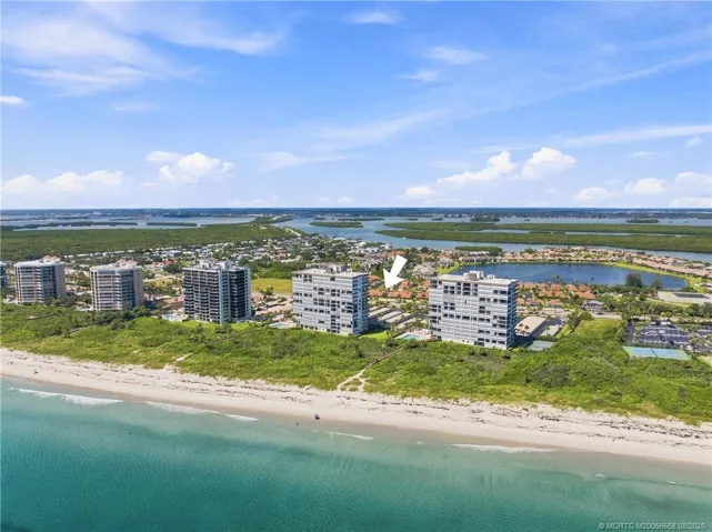 3-bedroom villa in The Sands on Hutchinson Island with beach access across the street