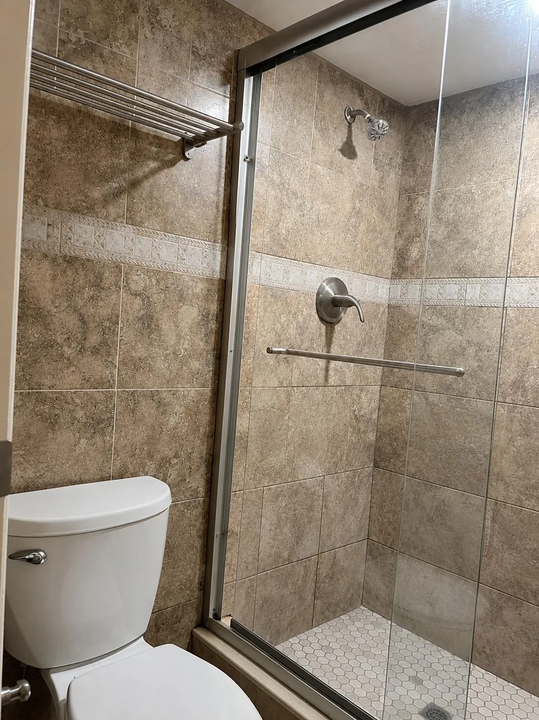 main bathroom 1