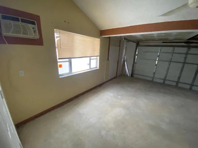 nice big window that gives a lot of light to the garage.