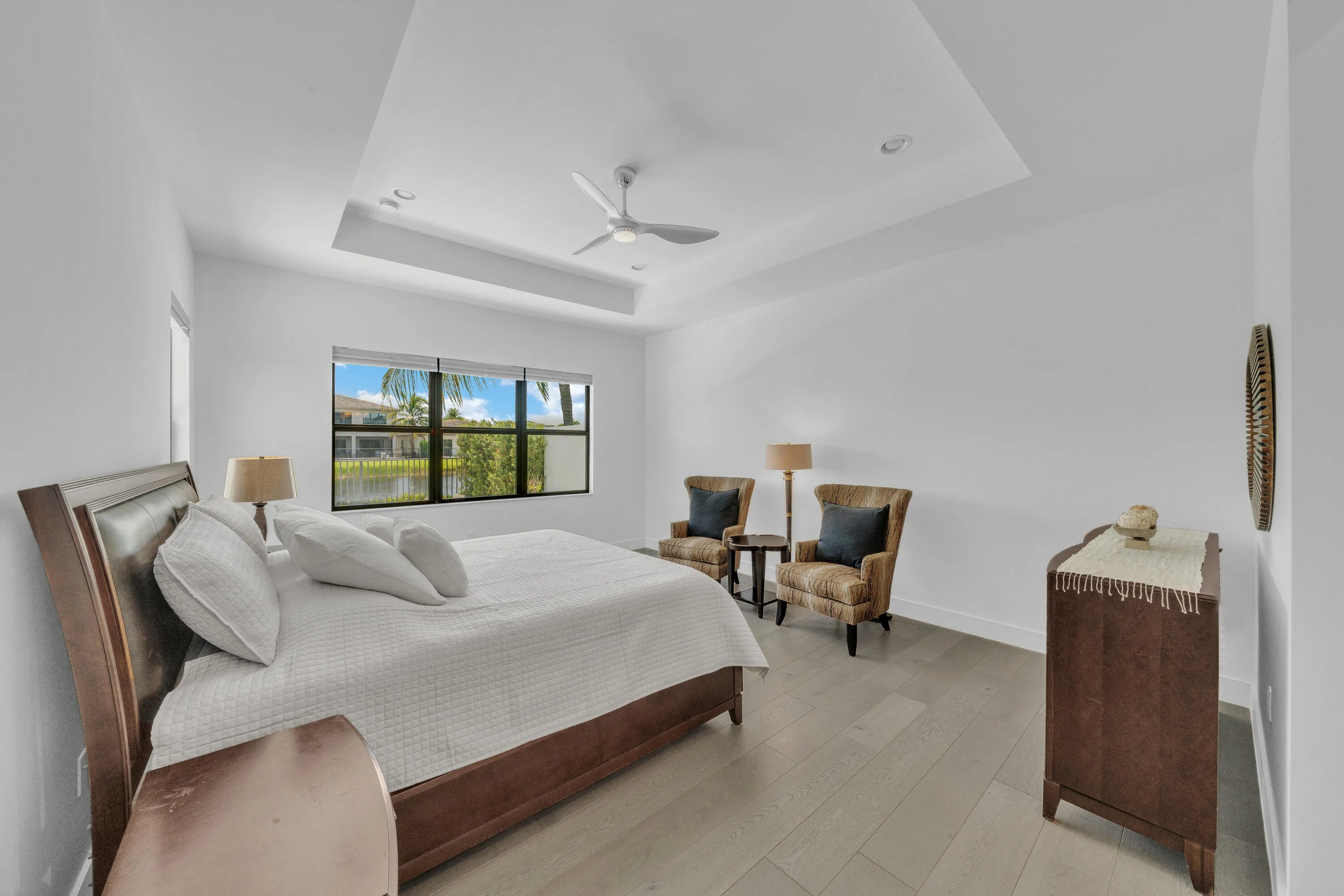 Primary suite