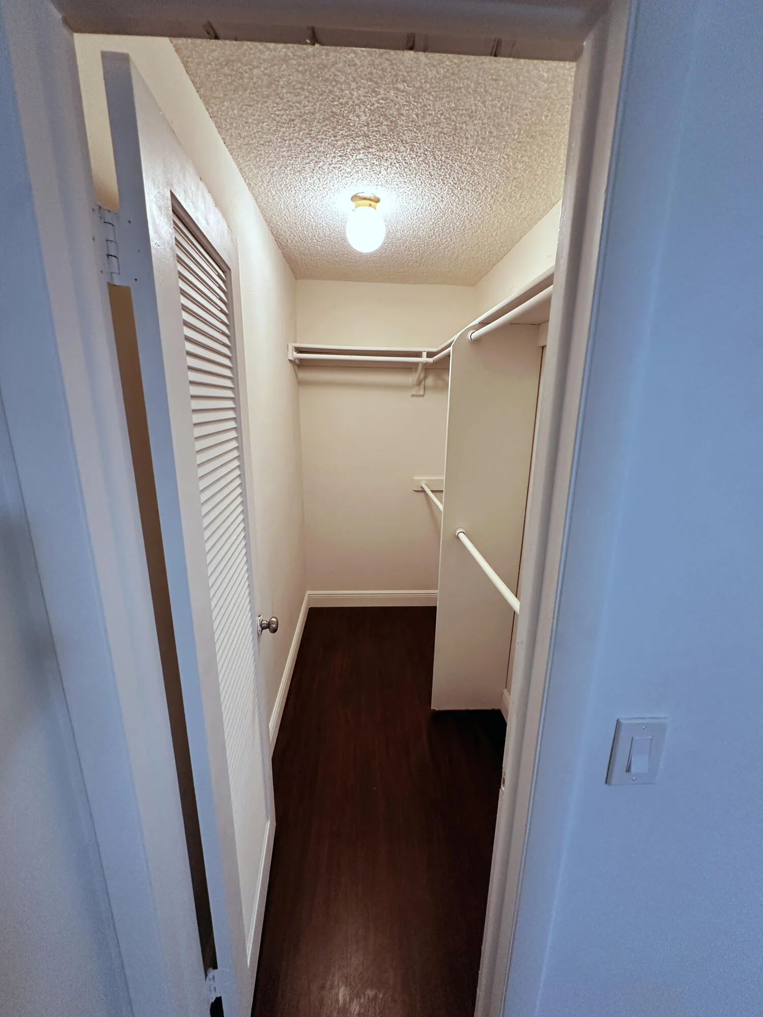 BEDROOM 2 CLOSET (2)
