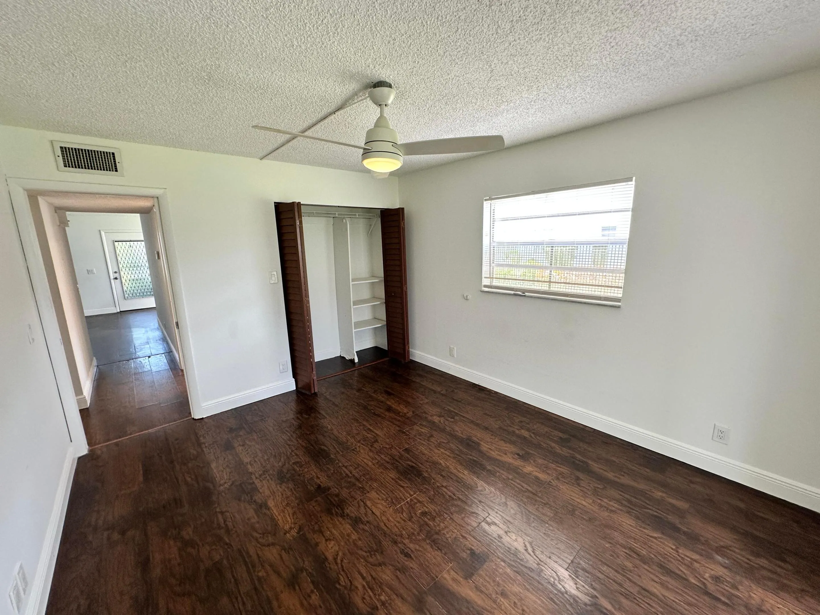 BEDROOM 1 (4)