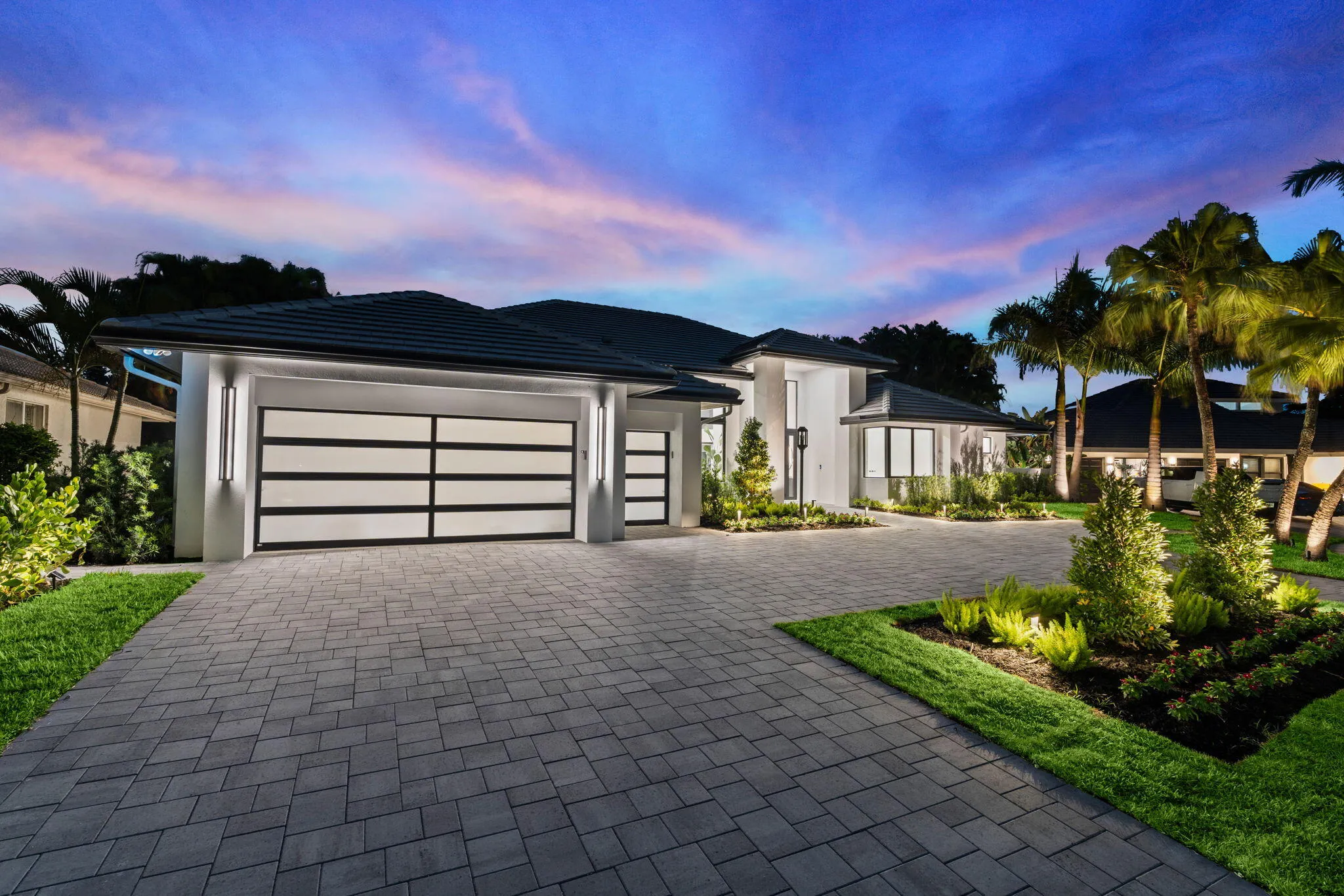 70-web-or-mls-A7405994