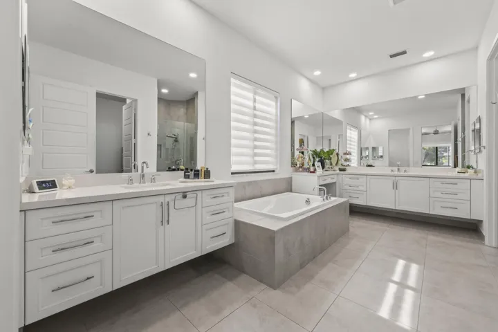 10432 North Lago Vista Circle - 51.jpg-S