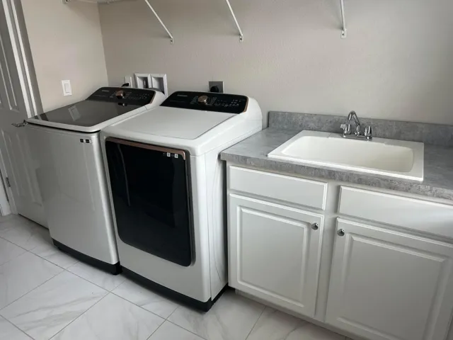 Laundry room before virtual staging