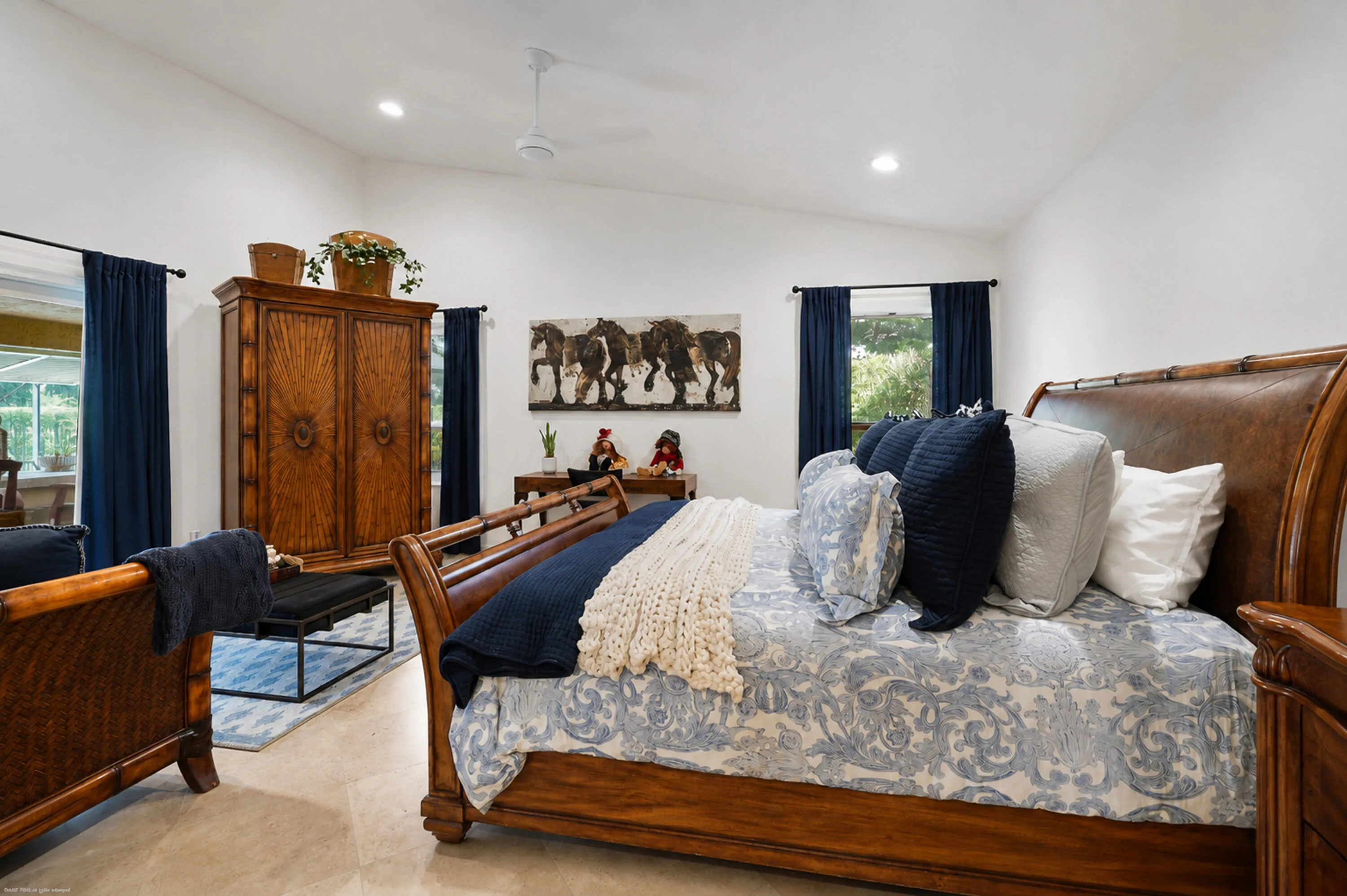 2379 Newbury Ct 024a