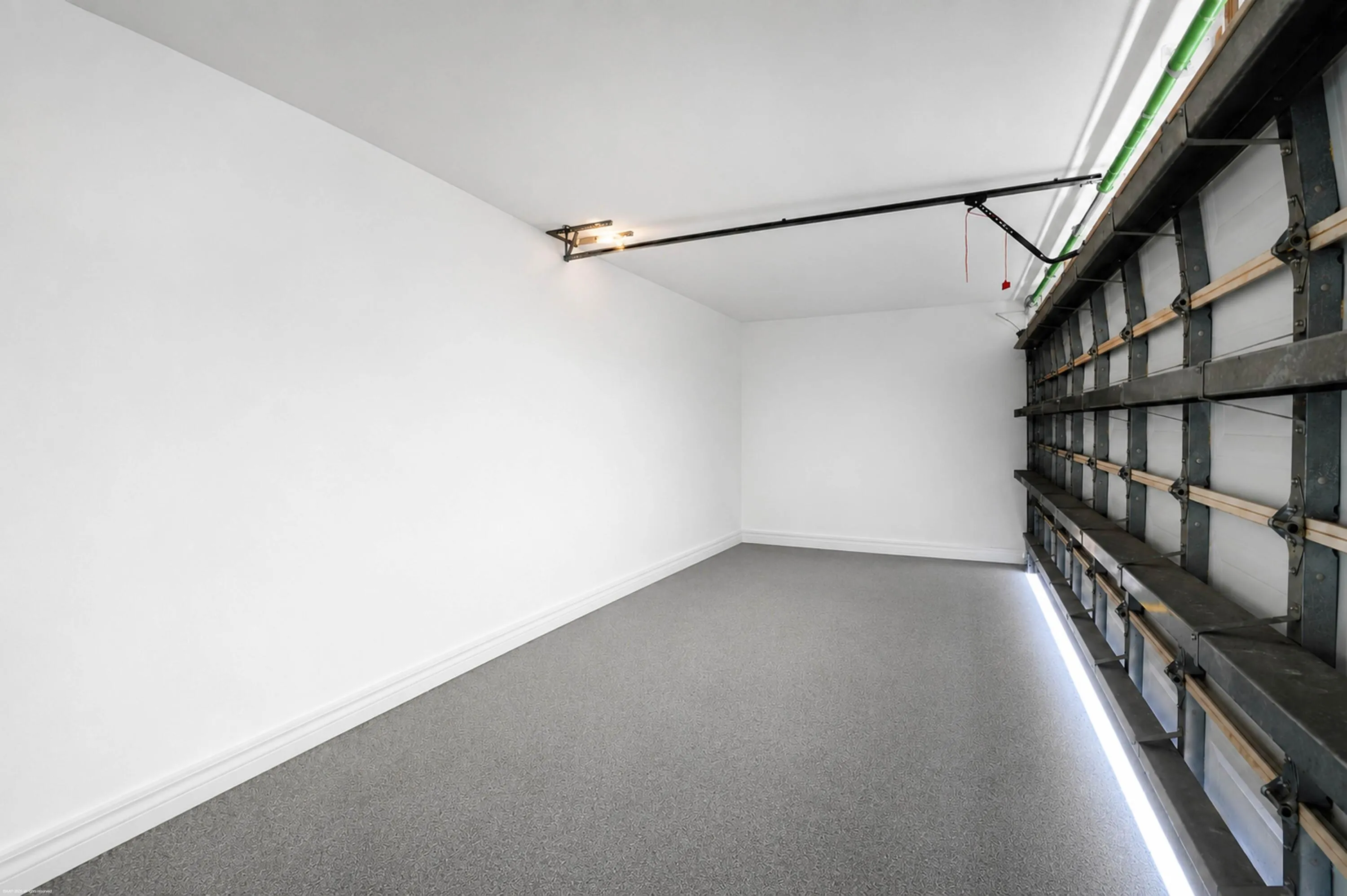 2379 Newbury Ct 047