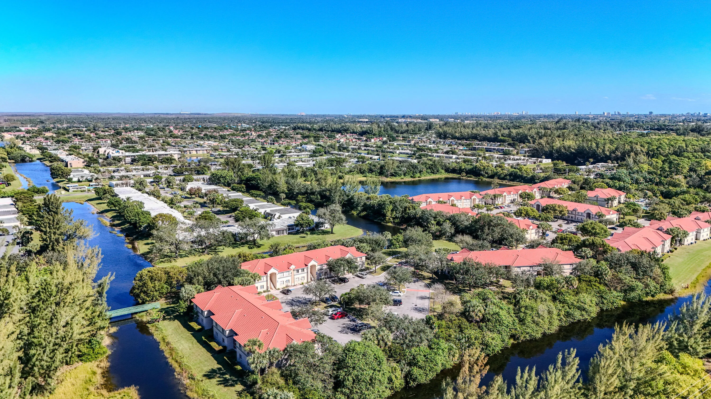 DJI_20251114114358_0989_D