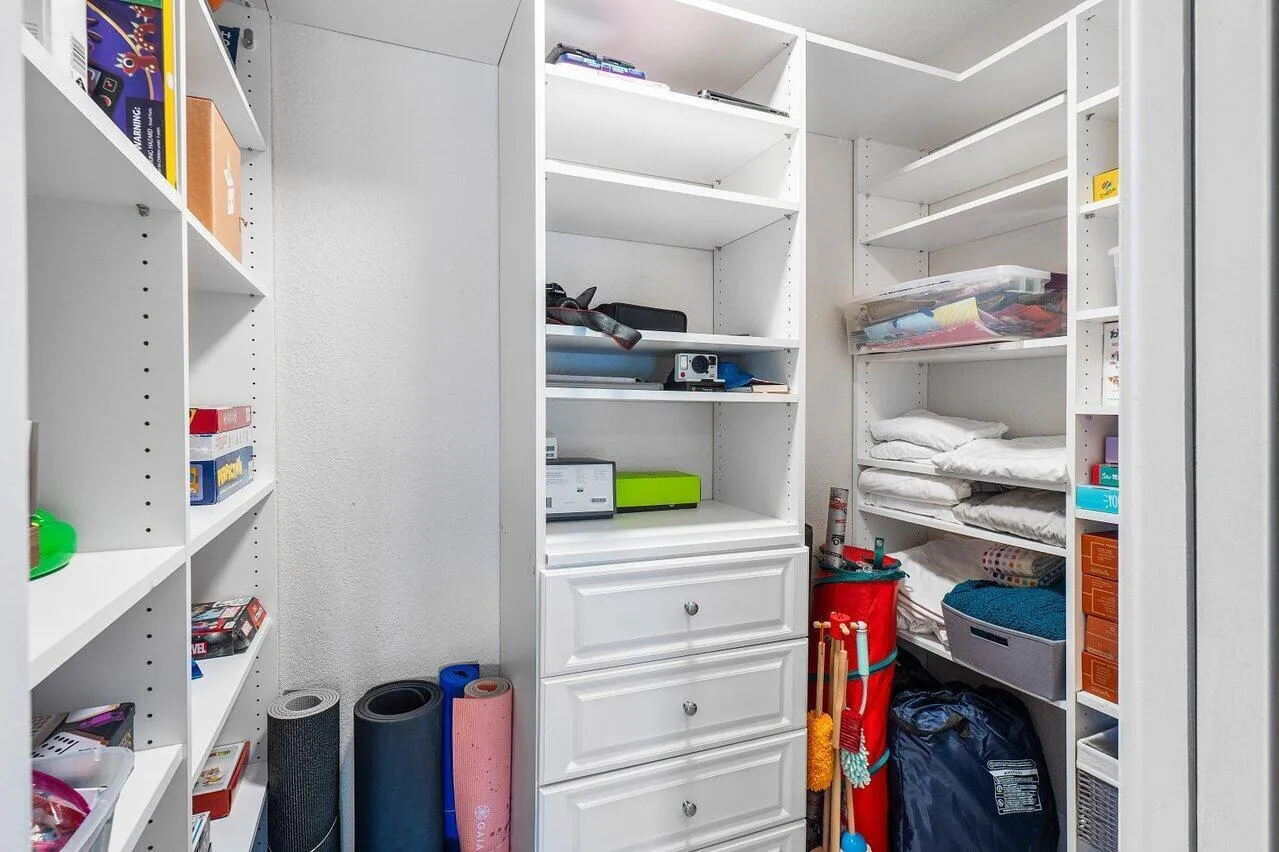 024-3815SouthLakeDrive-BoyntonBeach-FL-3