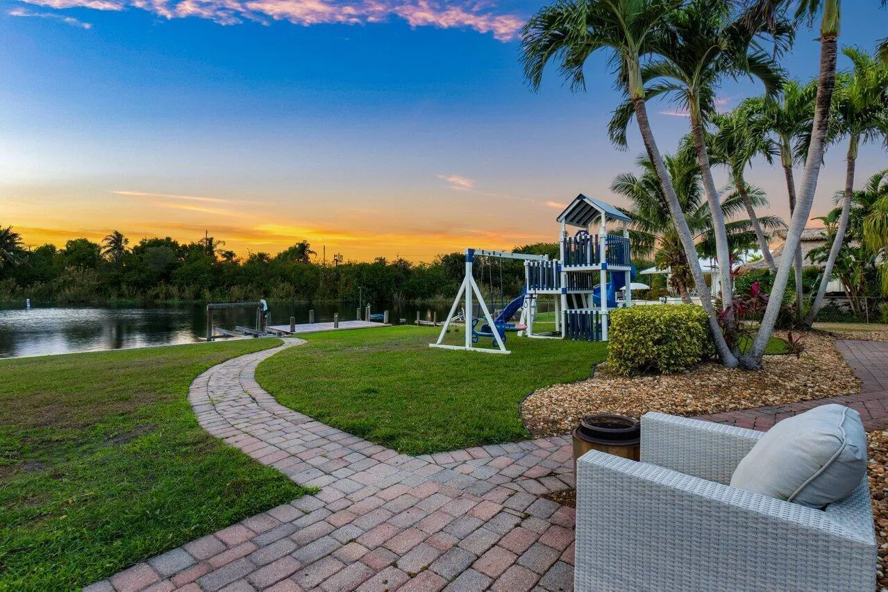 008-3815SouthLakeDrive-BoyntonBeach-FL-3