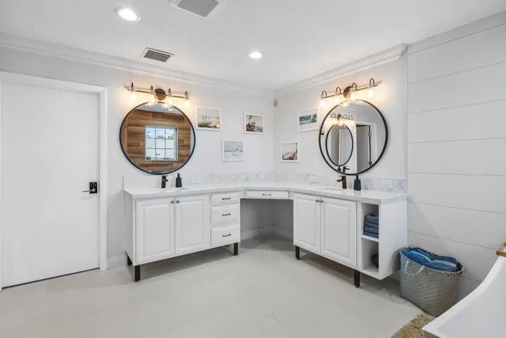 033-3815SouthLakeDrive-BoyntonBeach-FL-3