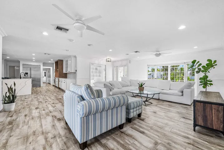 003-3815SouthLakeDrive-BoyntonBeach-FL-3