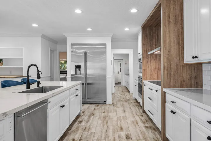 009-3815SouthLakeDrive-BoyntonBeach-FL-3