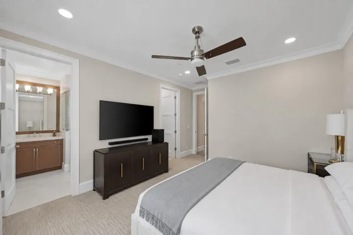 Guest Bedroom 1