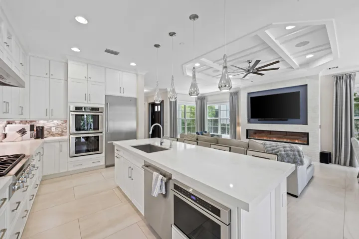 Kitchen/Family Room