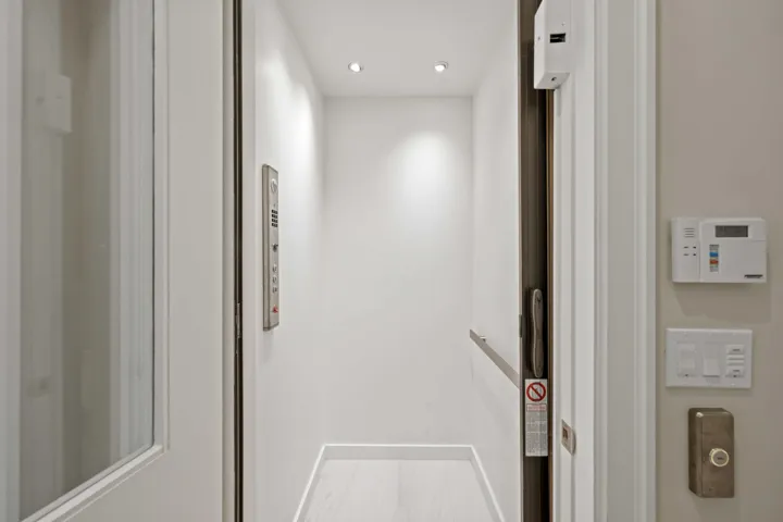 Elevator
