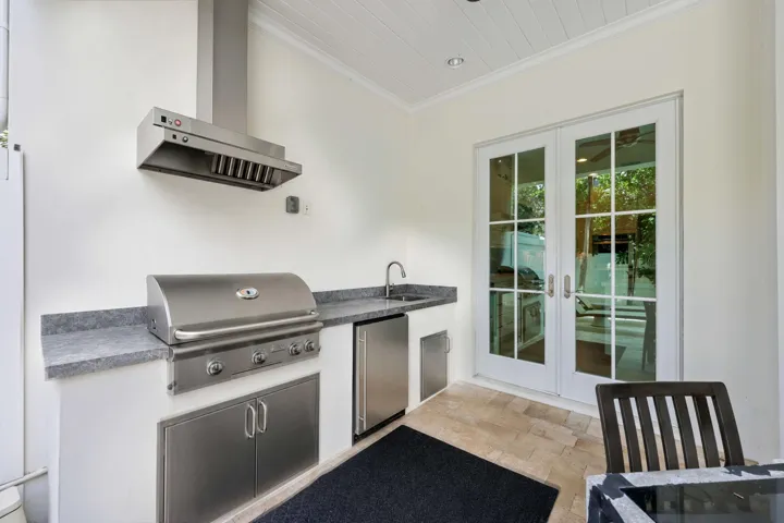 Summer Kitchen