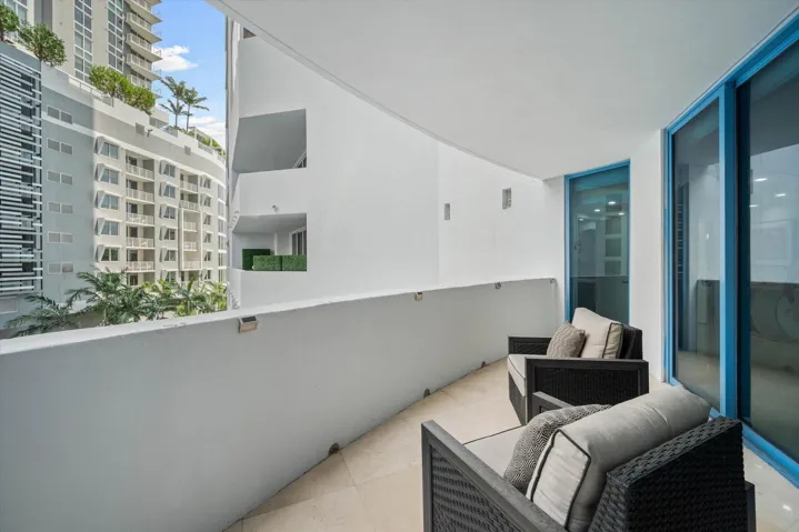 21-333 Las Olas Way #405, Fort Lauderdal