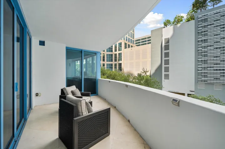 19-333 Las Olas Way #405, Fort Lauderdal
