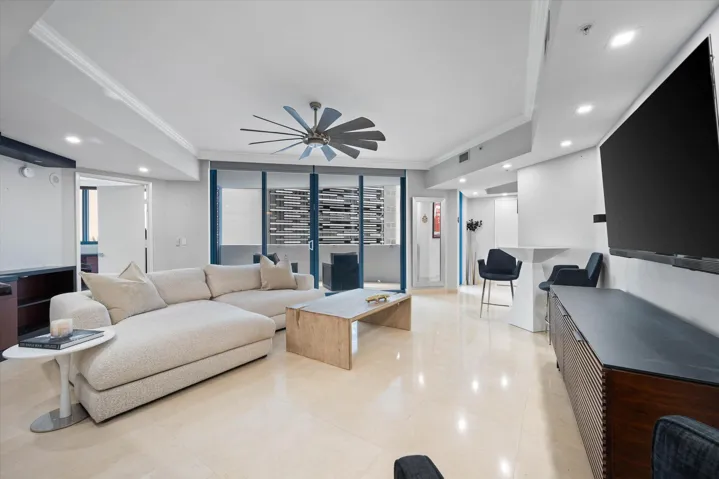 05-333 Las Olas Way #405, Fort Lauderdal