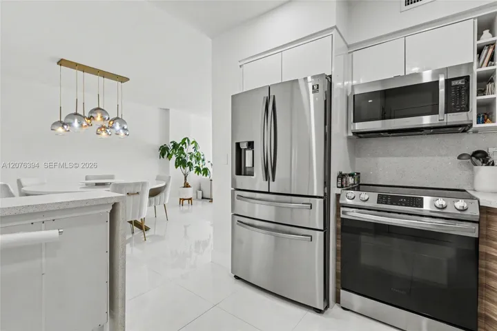 Spectacular Open Kitchen