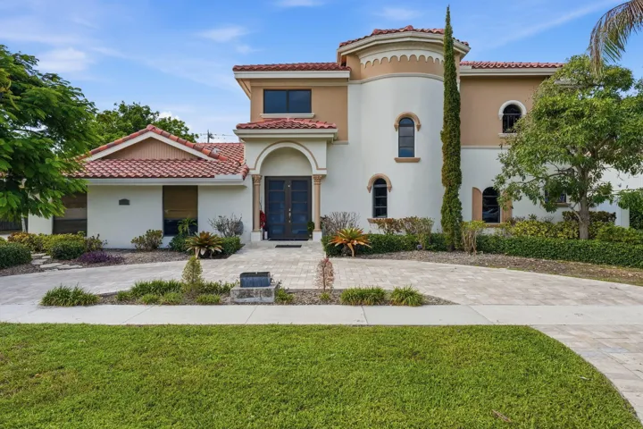 70-web-or-mls-1500_SW_15th_St_071-2
