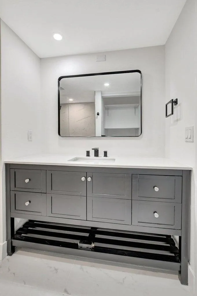 master bath n4