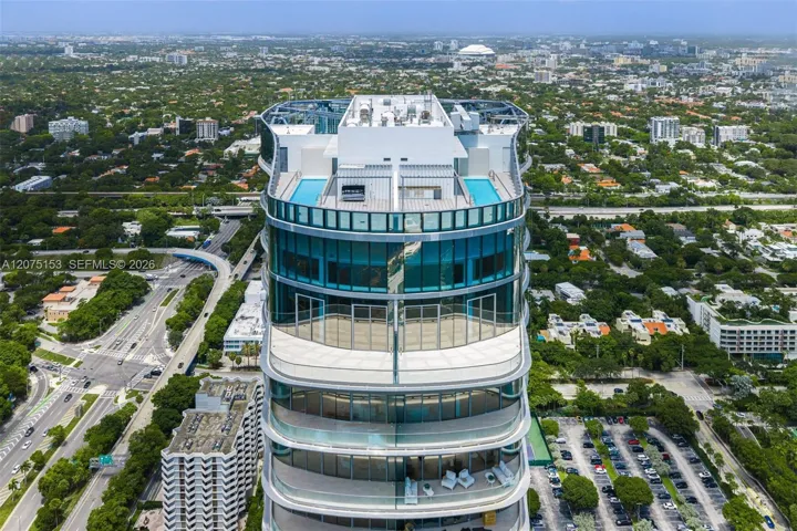 UNA Residences Brickell. One or more photos have been virtually staged.